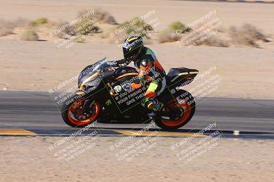 media/Dec-10-2023-SoCal Trackdays (Sun) [[0ce70f5433]]/Turn 9 Inside Set 2 (1115am)/